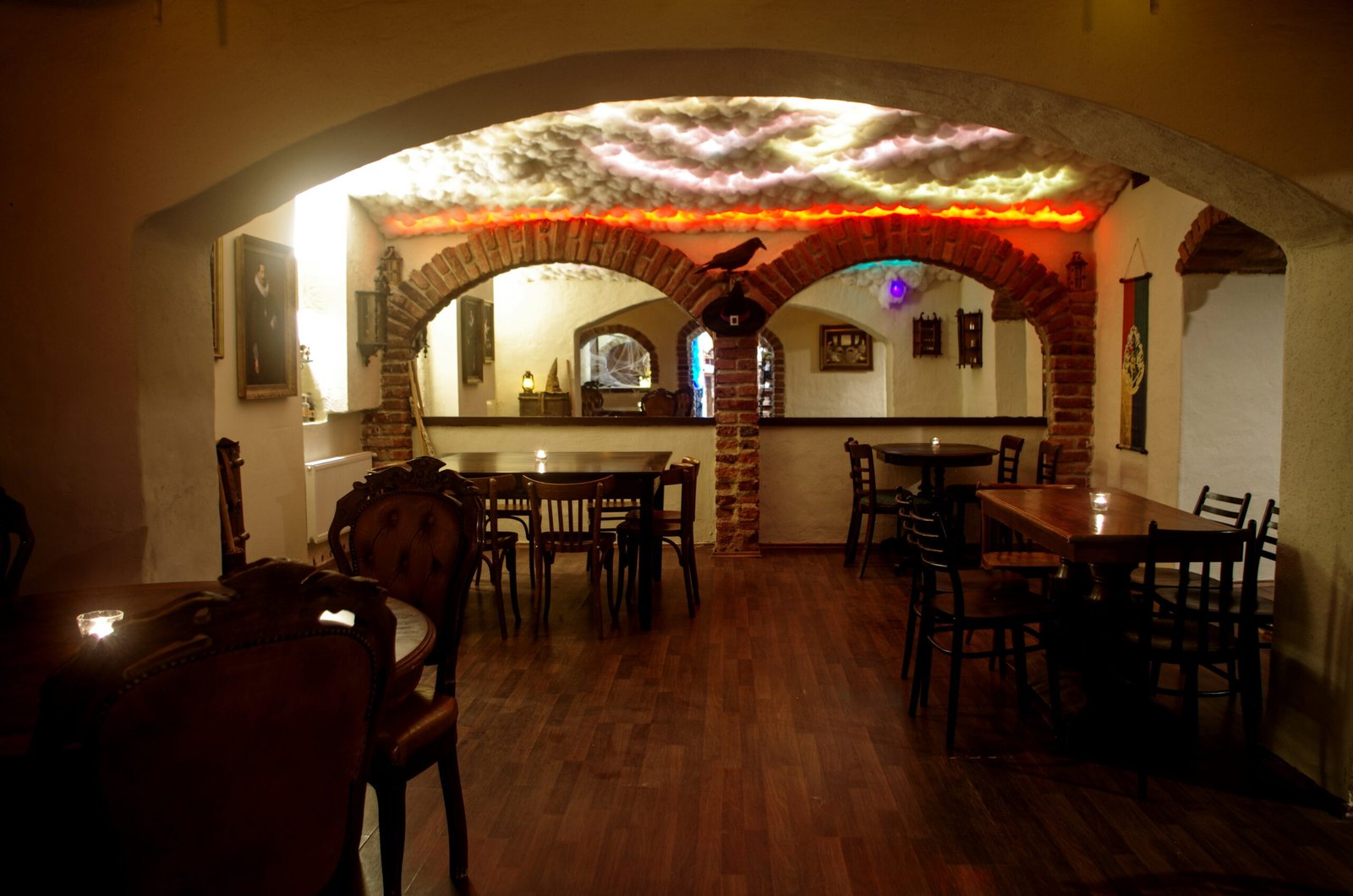 Magicka Bar Kouzelný bar v Praze na Vinohradech | Magická sova